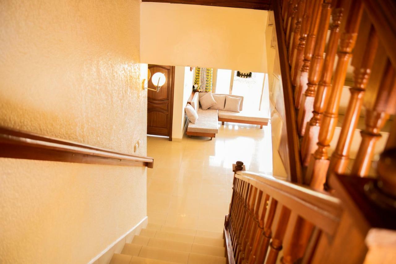 Kigali Castleホステル エクステリア 写真