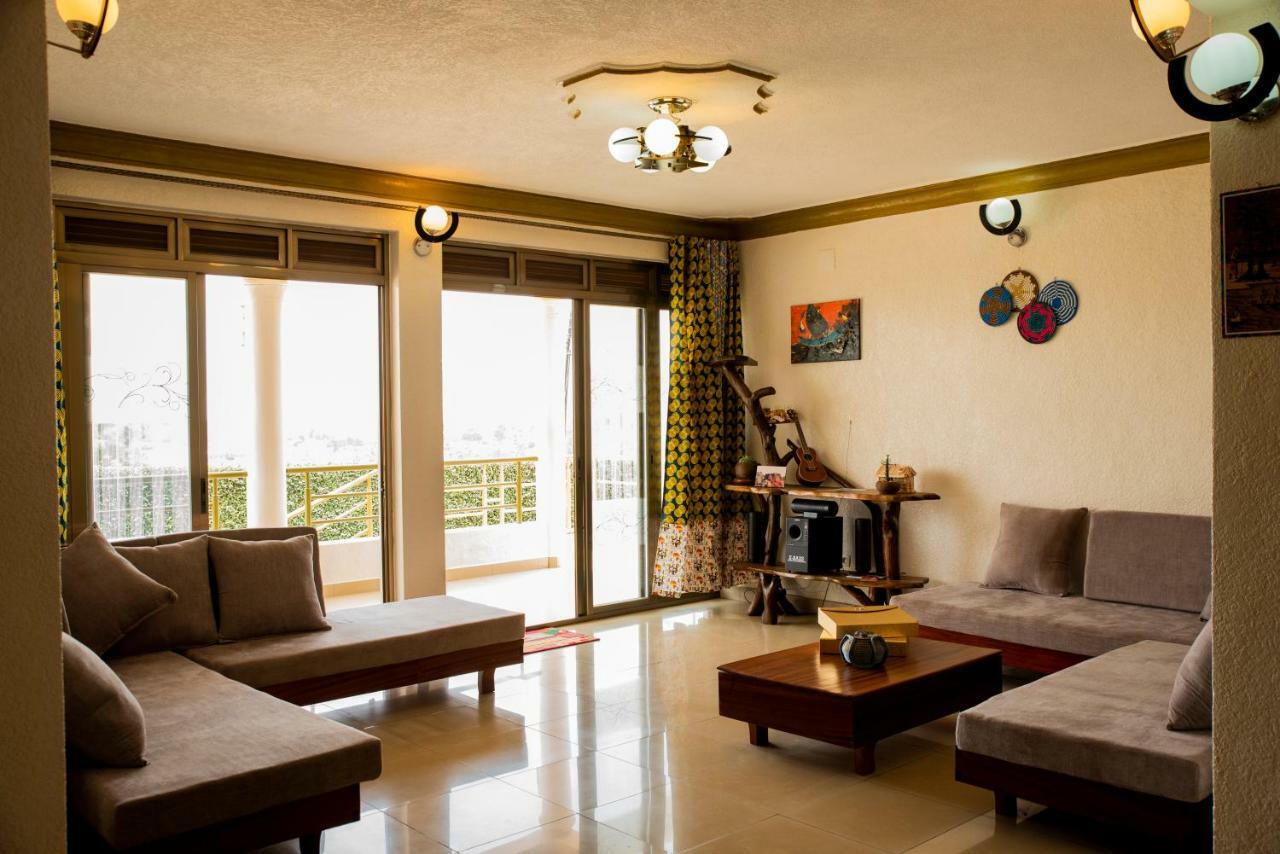 Kigali Castleホステル エクステリア 写真