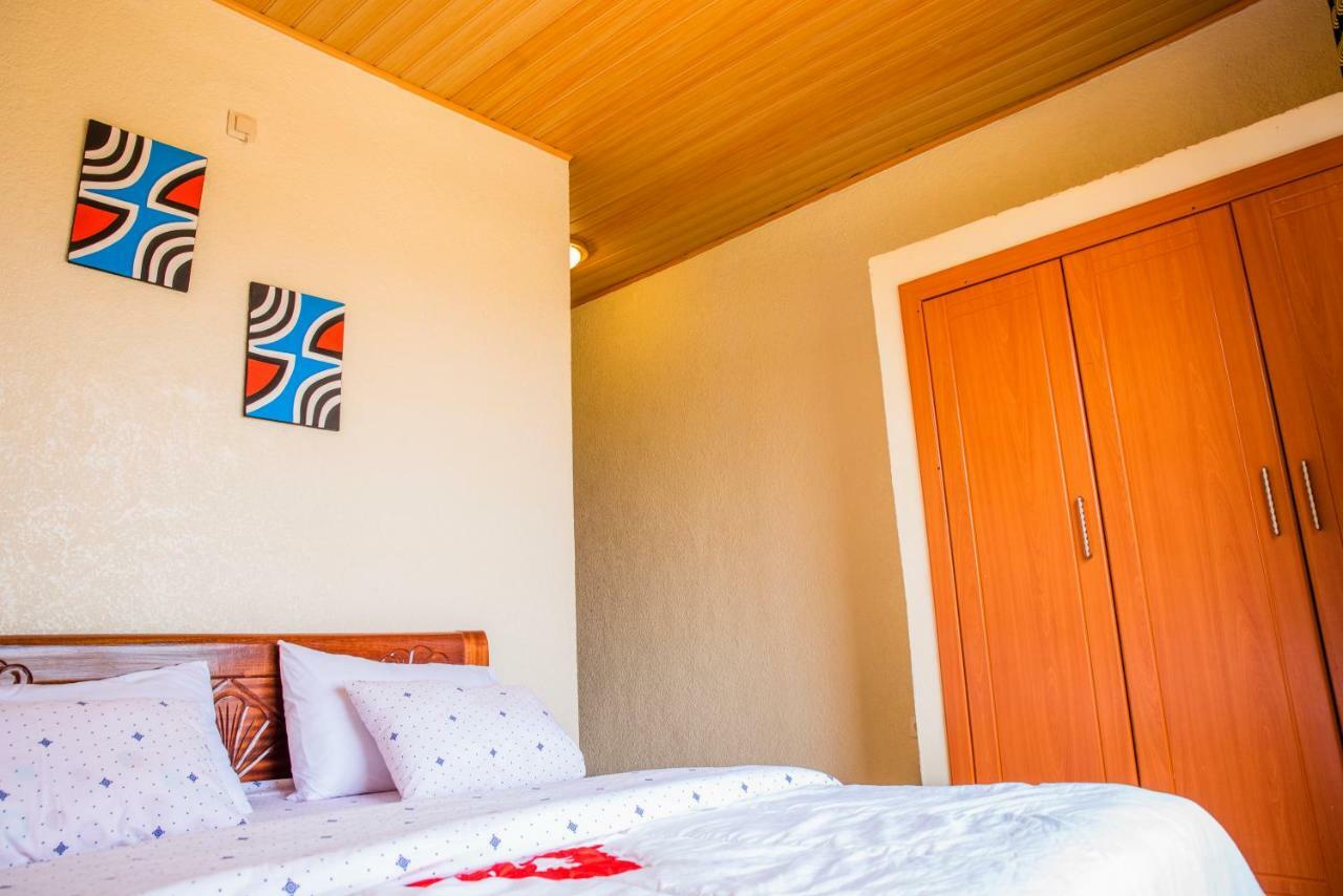 Kigali Castleホステル エクステリア 写真