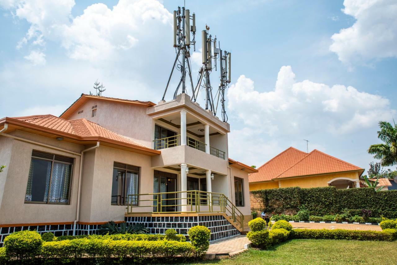 Kigali Castleホステル エクステリア 写真