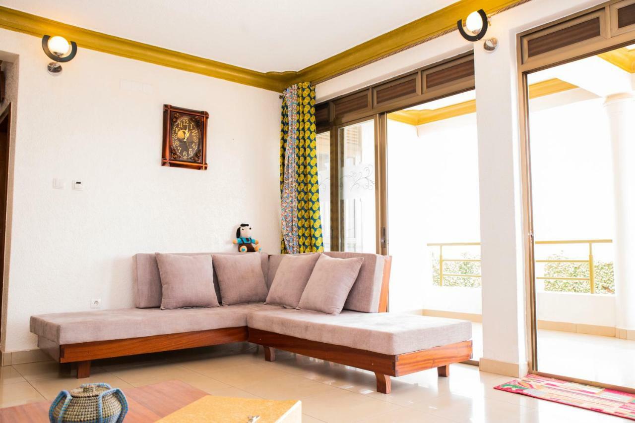 Kigali Castleホステル エクステリア 写真
