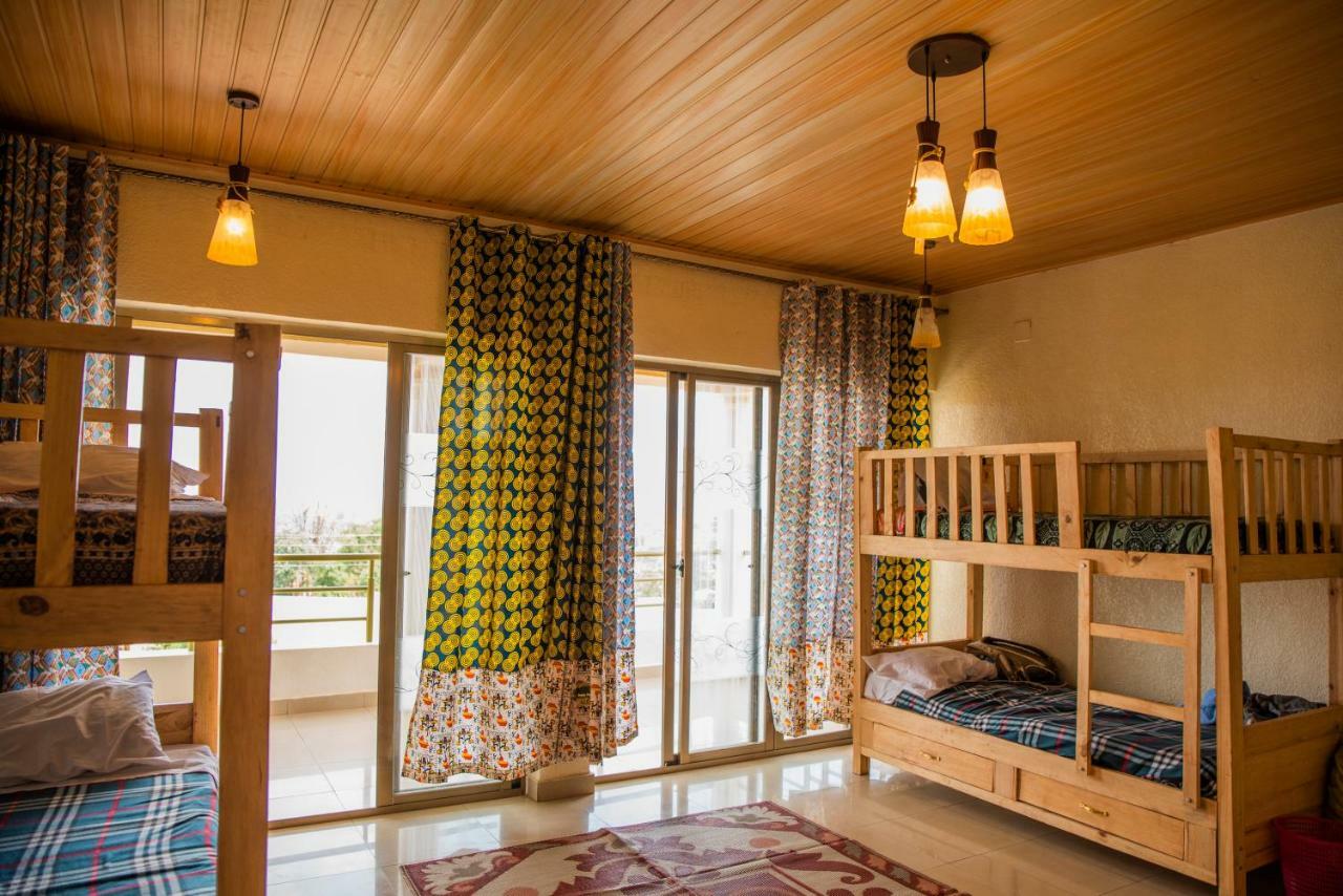 Kigali Castleホステル エクステリア 写真