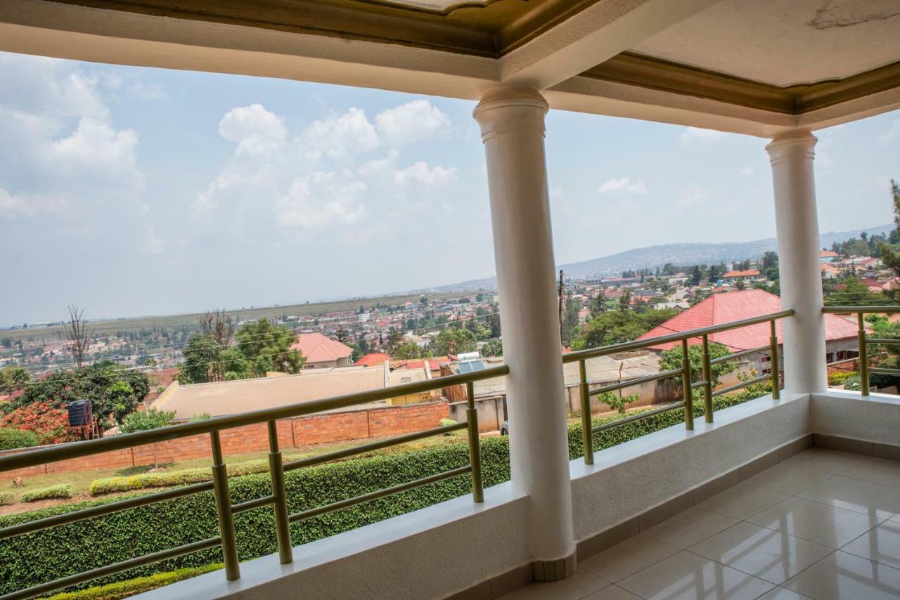 Kigali Castleホステル エクステリア 写真