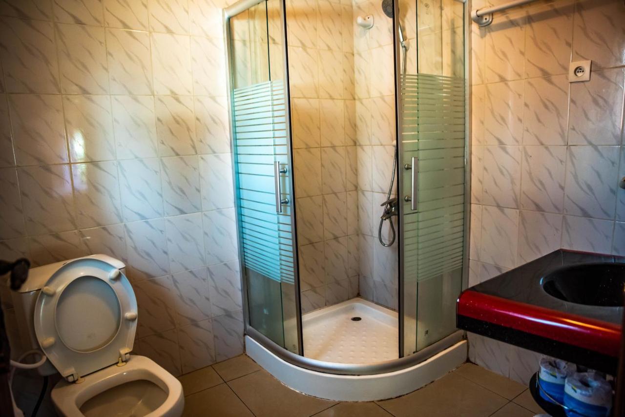 Kigali Castleホステル エクステリア 写真
