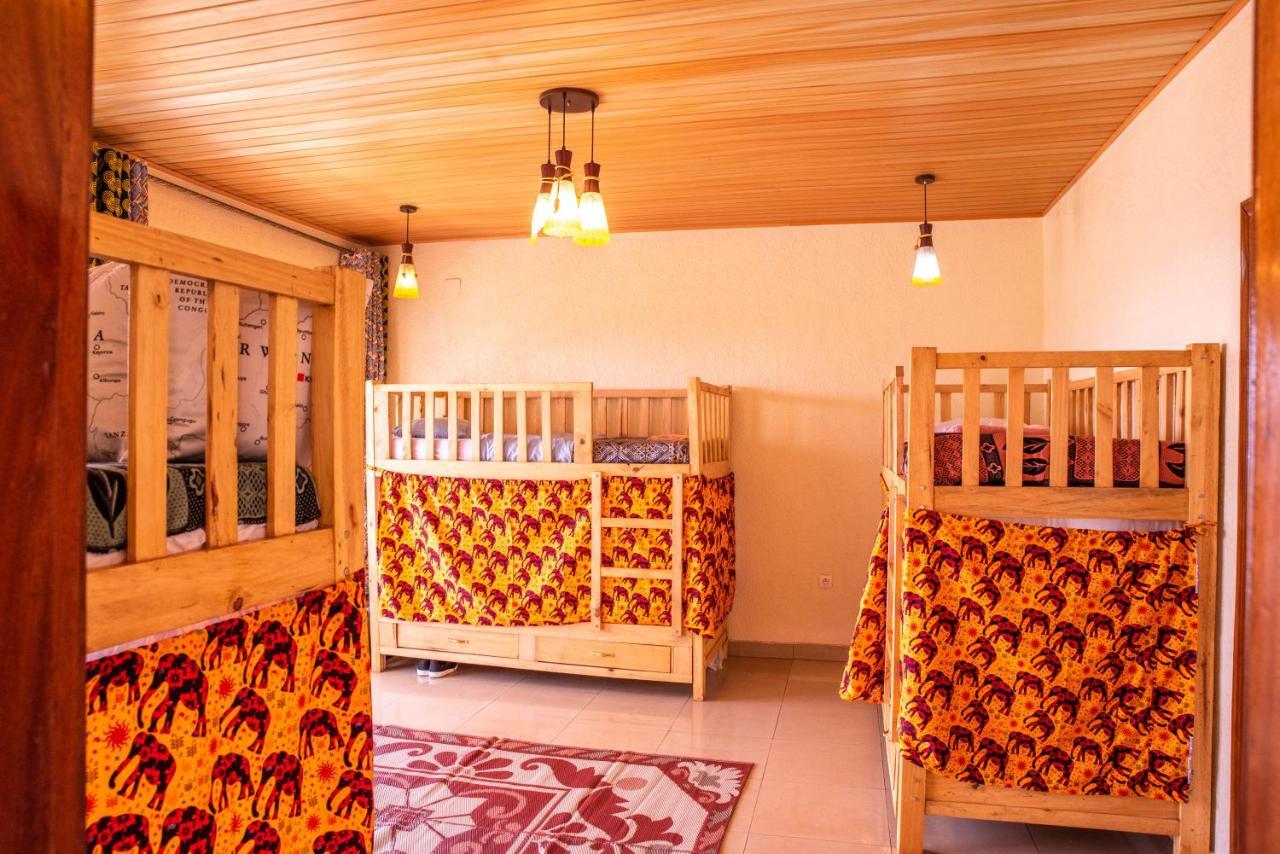 Kigali Castleホステル エクステリア 写真