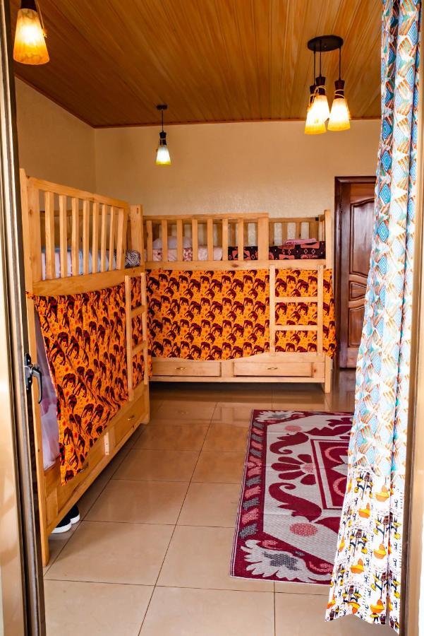 Kigali Castleホステル エクステリア 写真