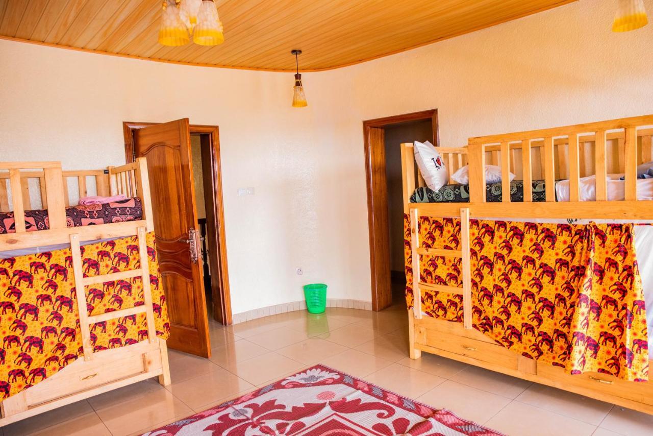 Kigali Castleホステル エクステリア 写真