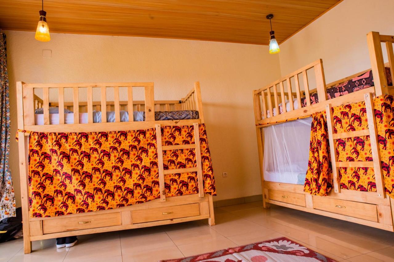 Kigali Castleホステル エクステリア 写真