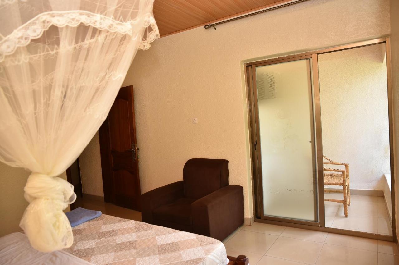 Kigali Castleホステル エクステリア 写真